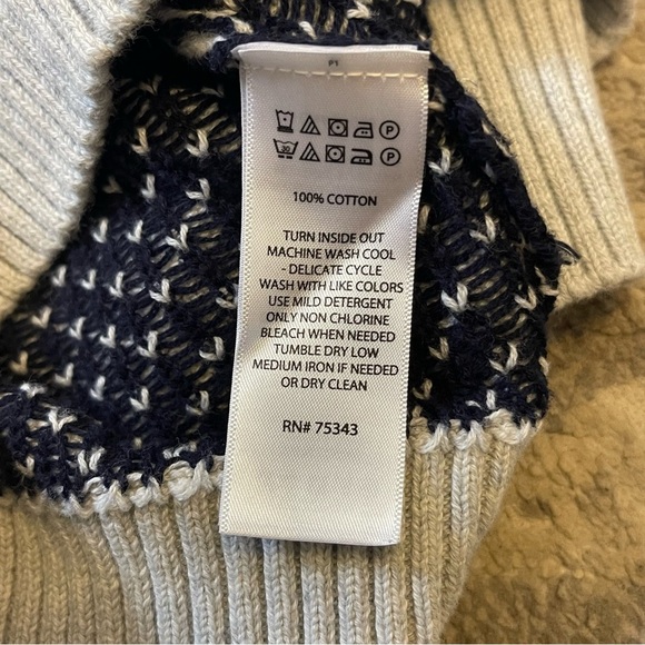 Aspen Knitted Winter Deer Themed Cardigan - Woman’s Small - Picture 13 of 13